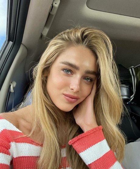 squat onlyfans beautiful naked photo