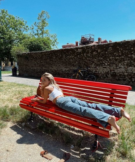 mature blonde onlyfans beautiful naked img