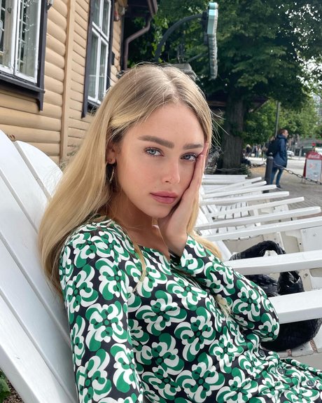 blonde hairy pussy onlyfans free nude picture