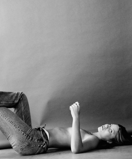 Yeela Frumkin pornstar naked image