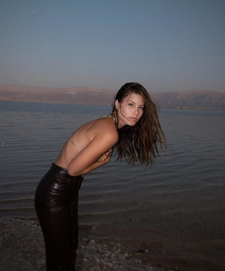 Yeela Frumkin porn model gallery