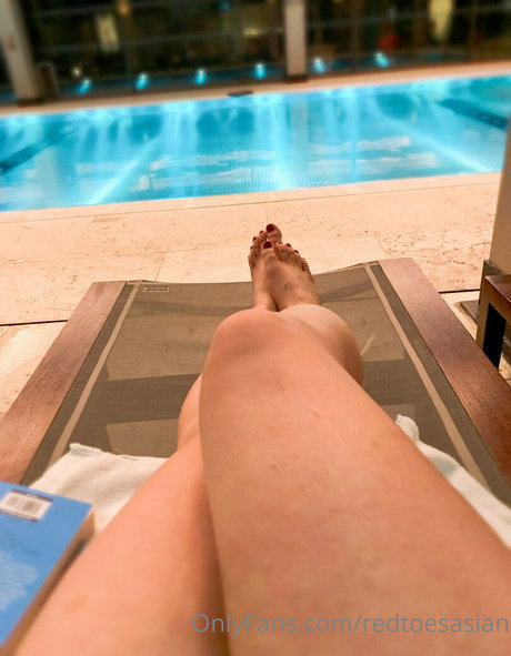 redtoesasian xxx actress images