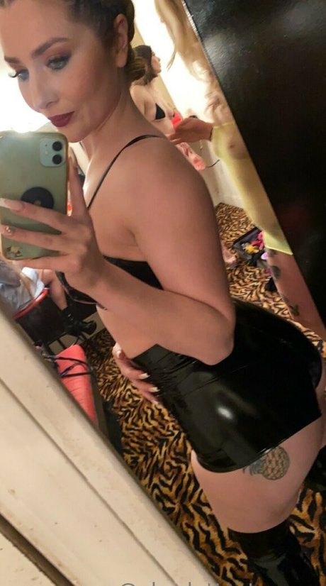 charlottestoneca perfect star archive