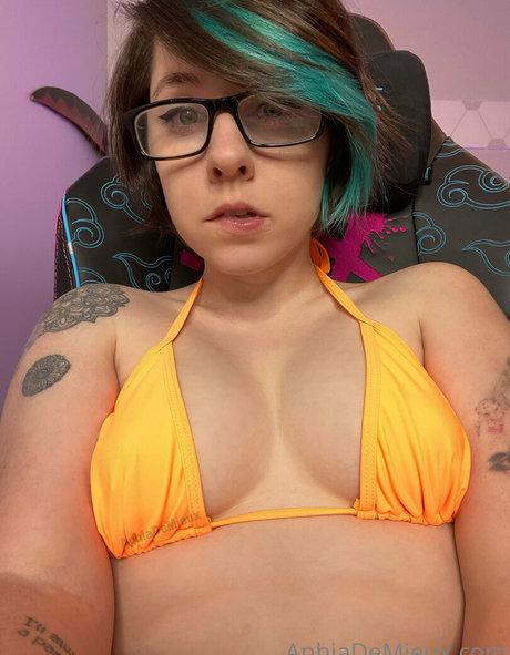 aphiademieuxpublic best actress image