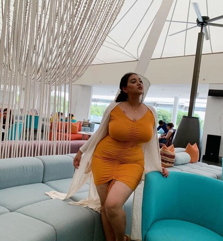 Reneesha Saikia sex actress photo