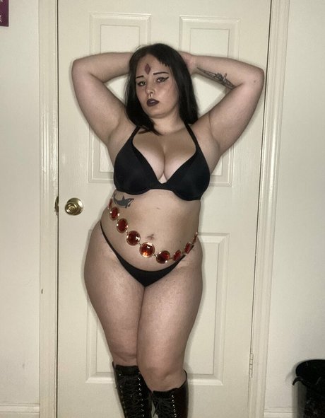 Angela Cordelia model nudes photos