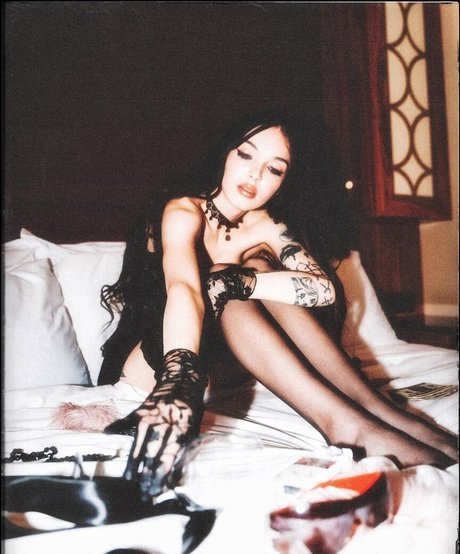 pointy tits onlyfans free sexy photo