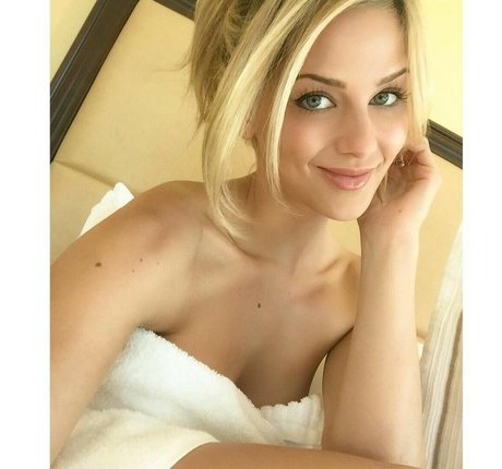 Audrey Aleen Allen sexy model gallery