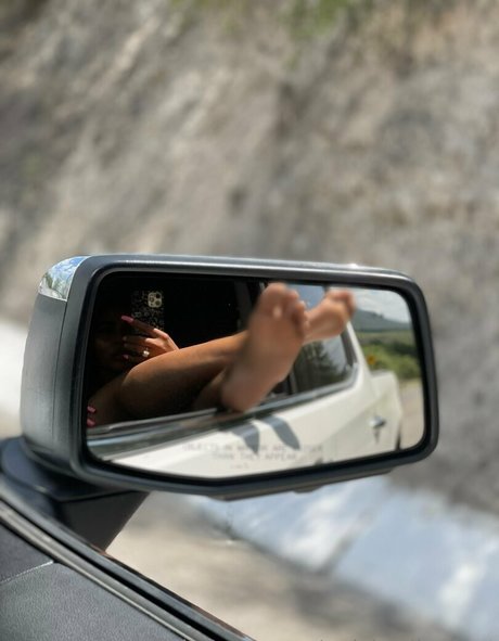 ayishadiazfeet adult actress images