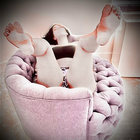 ayishadiazfeet pornstar nice pic