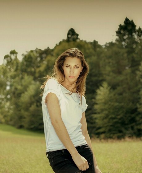 Cameron Blake top actress img