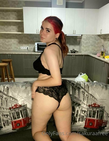 sakuraafree pornstar adult pic