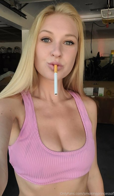 smokingprincessof free pornstar photo