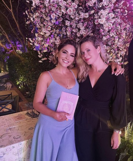 Andrea Duro star nice pic