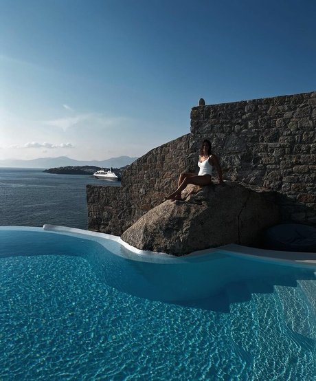 Andrea Duro pornstar xxx image