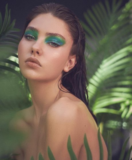 Eva Shakun exclusive pornstar galleries