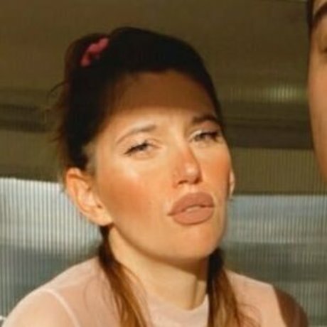 caroalvaro nice pornstar image