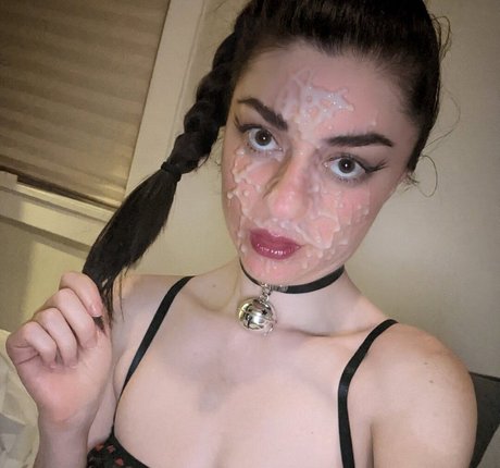 KiraChats perfect model img