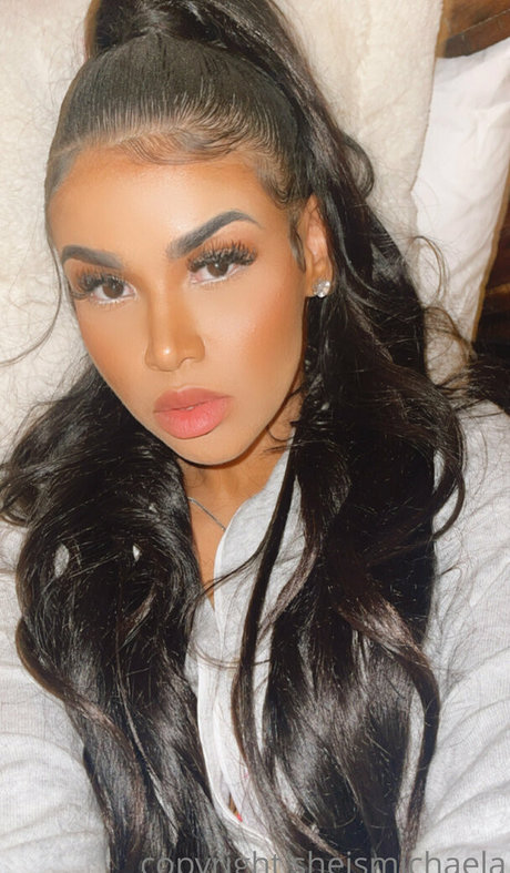sheismichaela pornstar naked picture