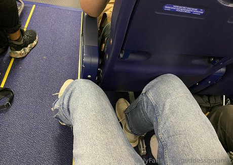 goddessgigantic pornstar sexy picture