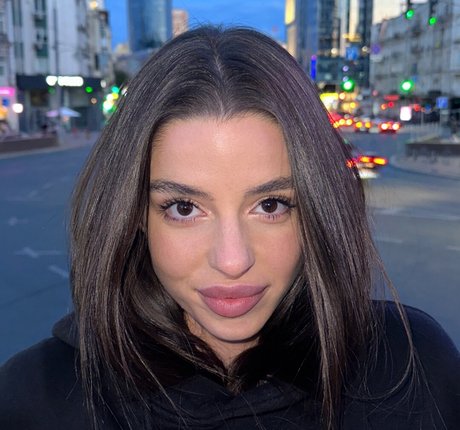 JessWantsMore art pornstar galleries