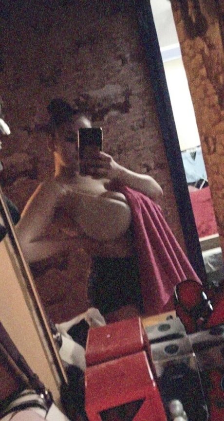 Anna Usakova pornstar free img