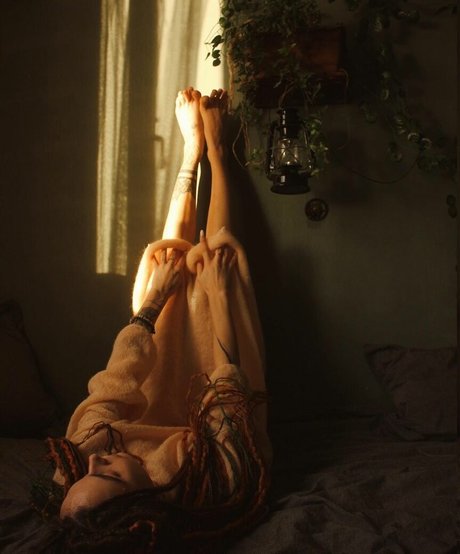 Irina Adelina star art photo