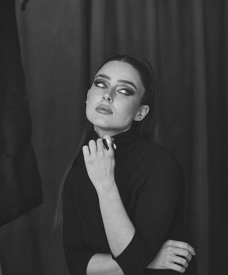 Effy Palarya top model img