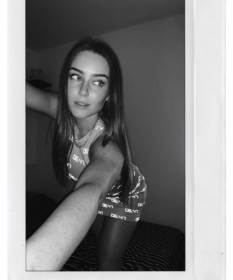 Effy Palarya sex star pic