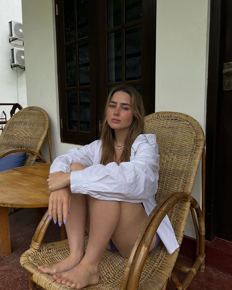 beautiful babe onlyfans pornos images