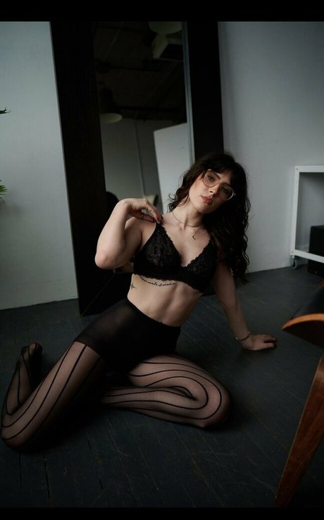 curvy shemale onlyfans best pics