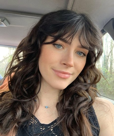 smile onlyfans erotic gallery