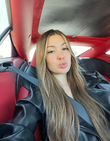 badgirlblairr model pretty img