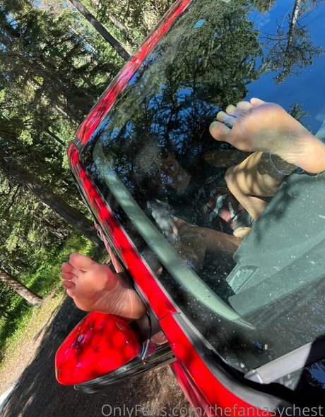 blonde secretary onlyfans best picture