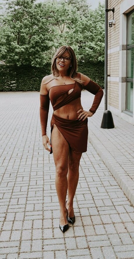 morefunwithdee pornstar hot galleries