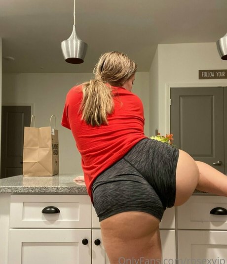 yourgirlfriendrose nude actress img