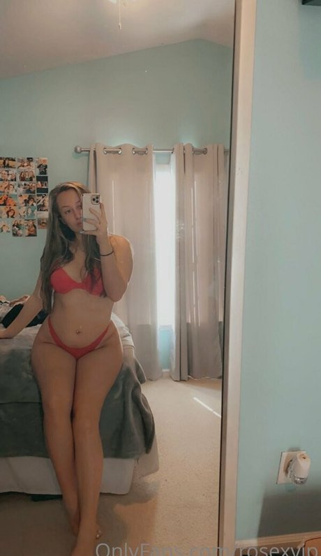 yourgirlfriendrose hd star pictures