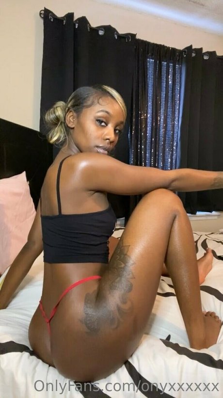 famous nude onlyfans porn photo