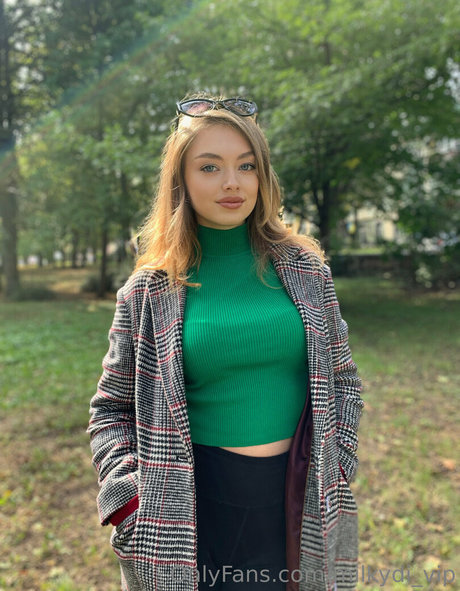 milkydi vip exclusive model gallery