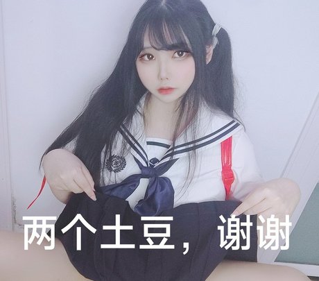 wuuuuuucy sexy model photos