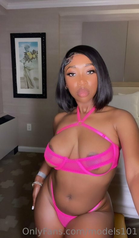 ass spread onlyfans free naked pictures