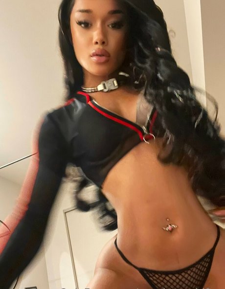 xxxshapeshifter naked model images