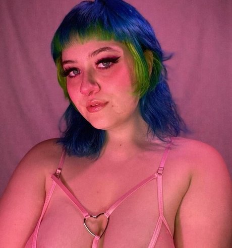 sleepyrila sexy model pics