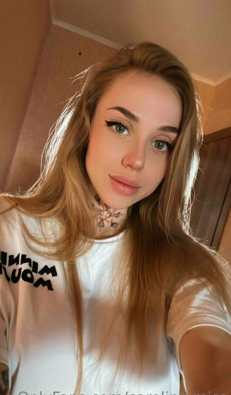 caroline miss erotic actress img