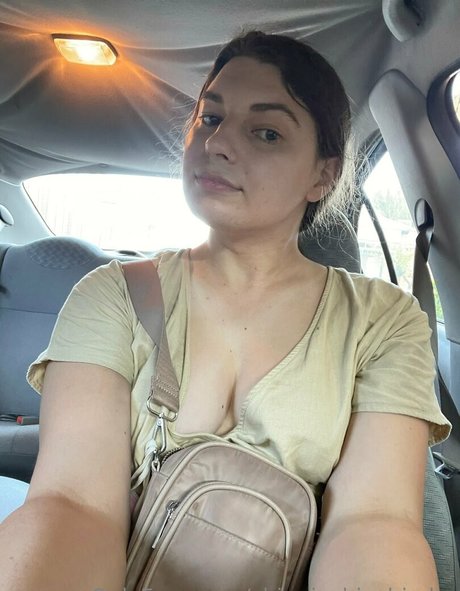 chippiechipsbimbo high quality model photos