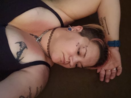 Satania hot star galleries