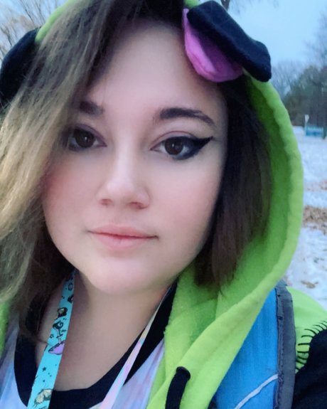 tanned onlyfans sexy pics