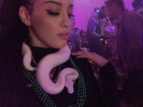 Goddess Kate naked pornstar photo