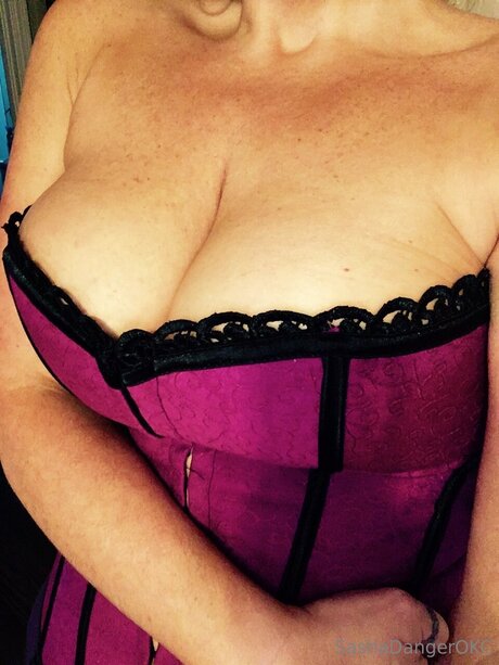 Sasha Danger OKC adult model img