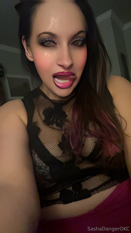 Sasha Danger OKC adult model img